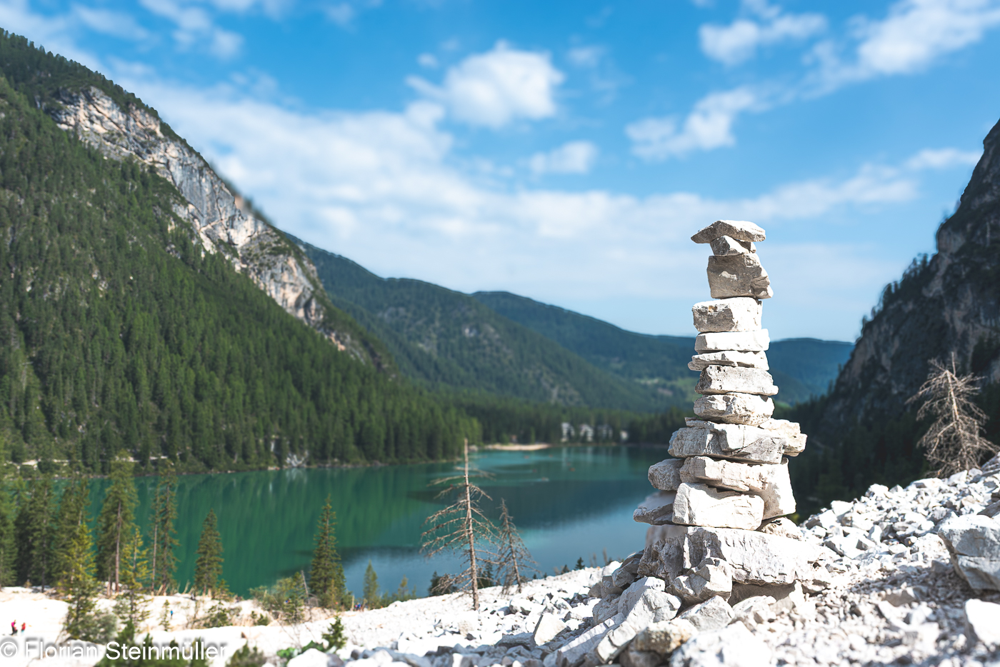 Warum gestapelte Steinhaufen der Natur schaden – und was Menschen daran fasziniert